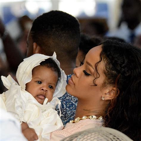 rihanna and majesty|rihanna social media.